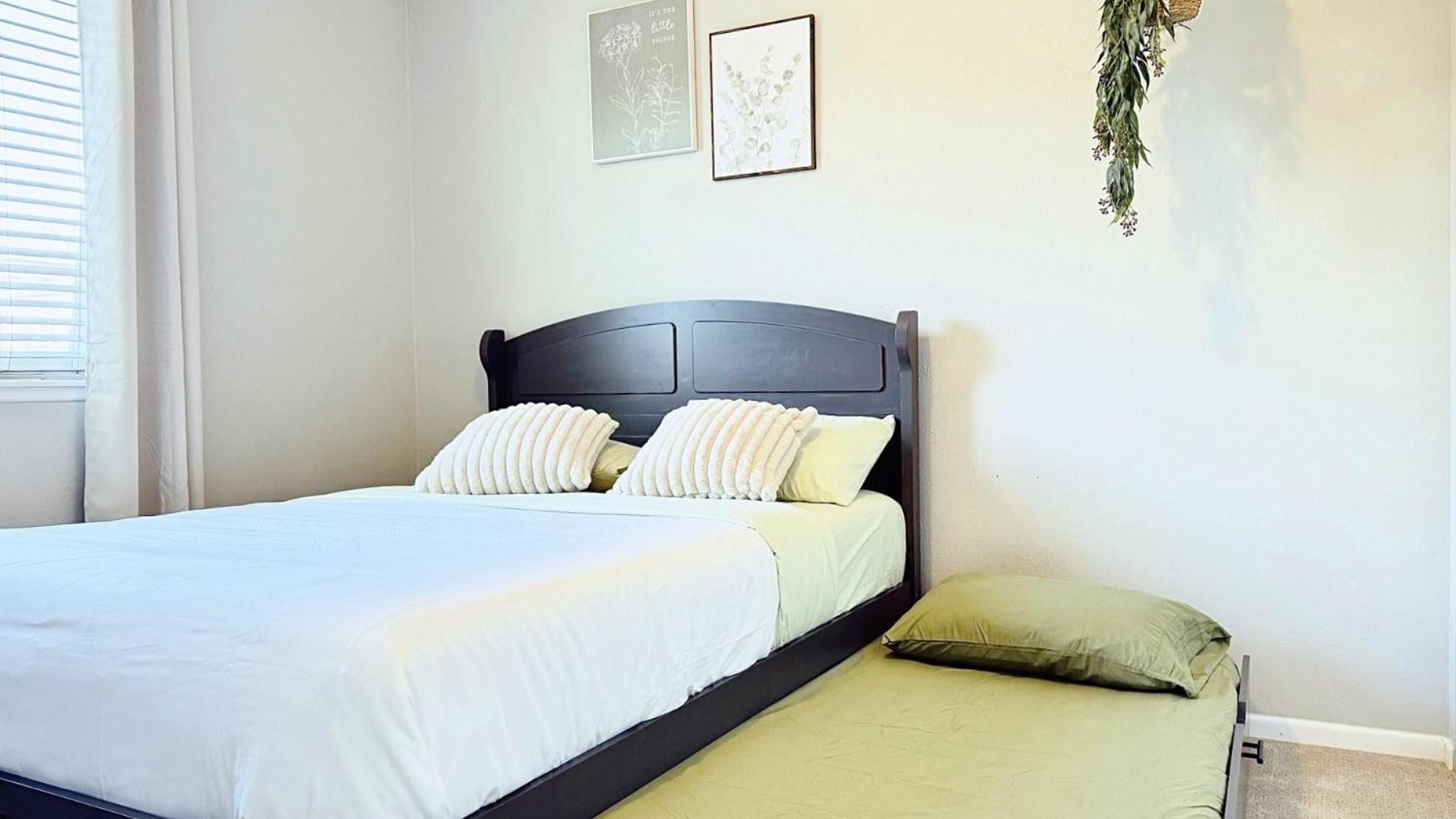 Comfy Family-Size Townhome 2Br-5 People Near Old Town Arvada-10Min Walk المظهر الخارجي الصورة